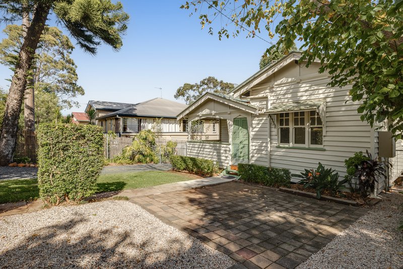 Photo - 99 Ruthven Street, Harlaxton QLD 4350 - Image 2