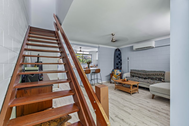 Photo - 9/9 Salmon Street, Cannonvale QLD 4802 - Image 9