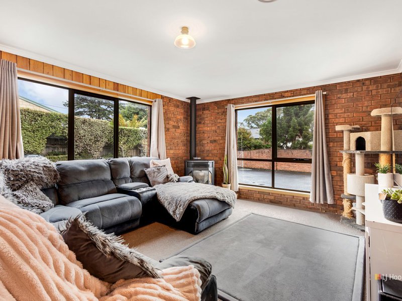 Photo - 99 Saunders Street, Wynyard TAS 7325 - Image 2