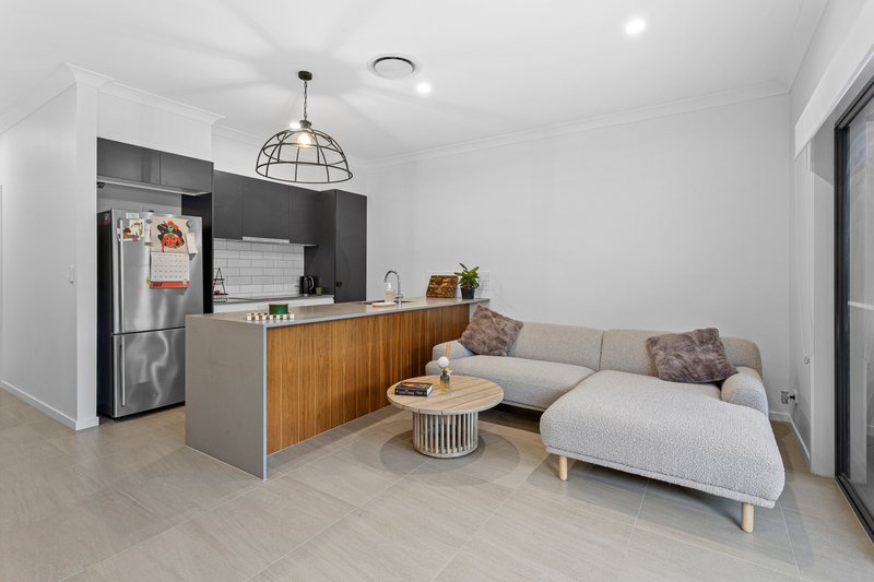 Photo - 9/9 Sheaffe Street, Bracken Ridge QLD 4017 - Image 3