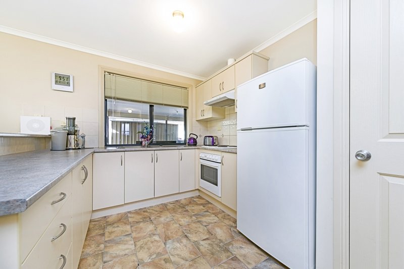 Photo - 99 Somerset Grove, Craigmore SA 5114 - Image 5