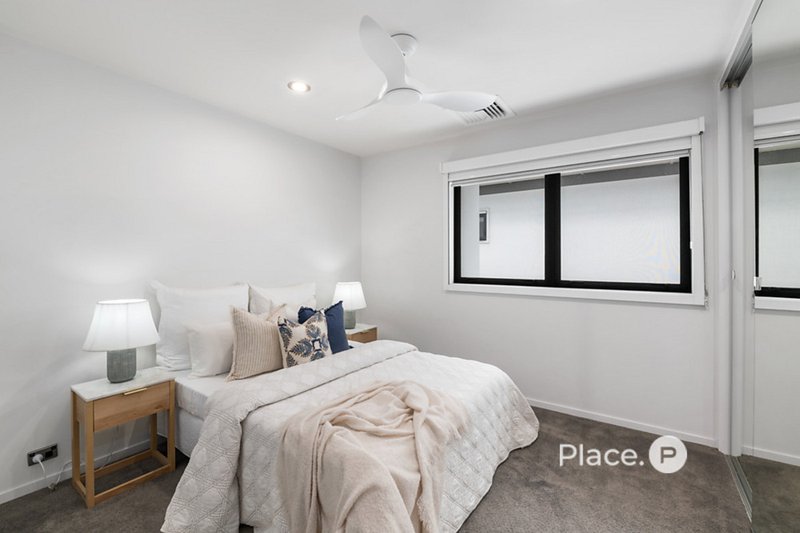 Photo - 99 Stuart Street, Bulimba QLD 4171 - Image 15