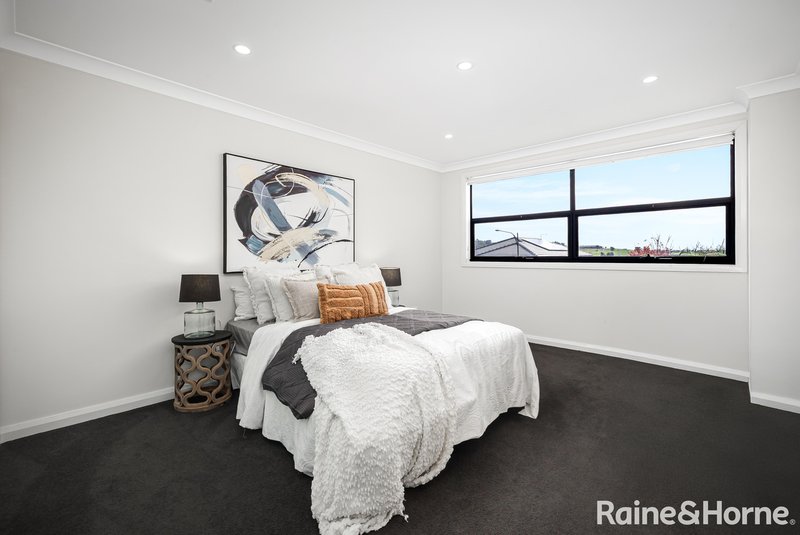 Photo - 99 Sundowner Parkway (Gables) , Box Hill NSW 2765 - Image 11
