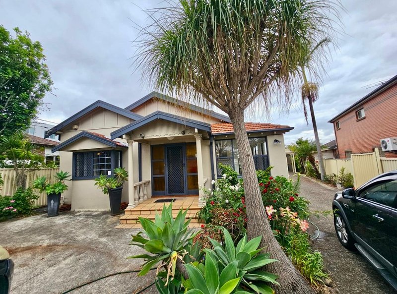 Photo - 99 Wangee Road, Greenacre NSW 2190 - Image 2