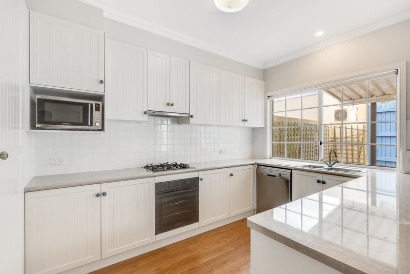 Photo - 9/90 Glenvale Road, Harristown QLD 4350 - Image 6