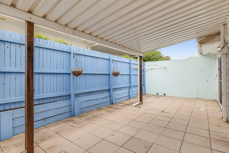 Photo - 9/90 Glenvale Road, Harristown QLD 4350 - Image 8