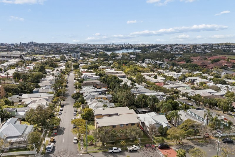 Photo - 9/90 Mowbray Terrace, East Brisbane QLD 4169 - Image 12