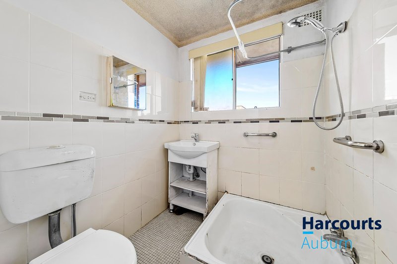 Photo - 9/90 Regent Street, Regents Park NSW 2143 - Image 3