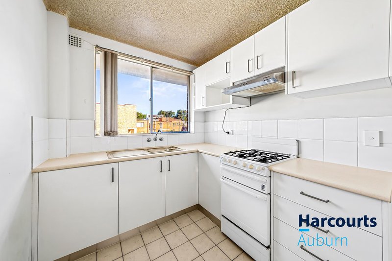 Photo - 9/90 Regent Street, Regents Park NSW 2143 - Image 4