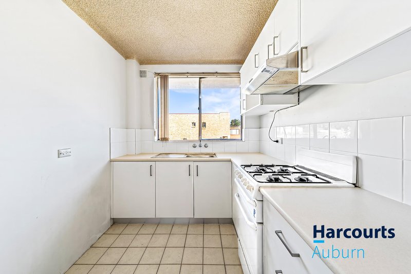 Photo - 9/90 Regent Street, Regents Park NSW 2143 - Image 6