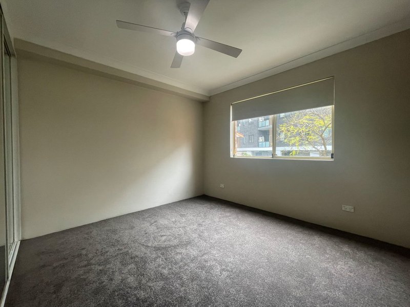 Photo - 9/91-95 Stapleton Street, Pendle Hill NSW 2145 - Image 5