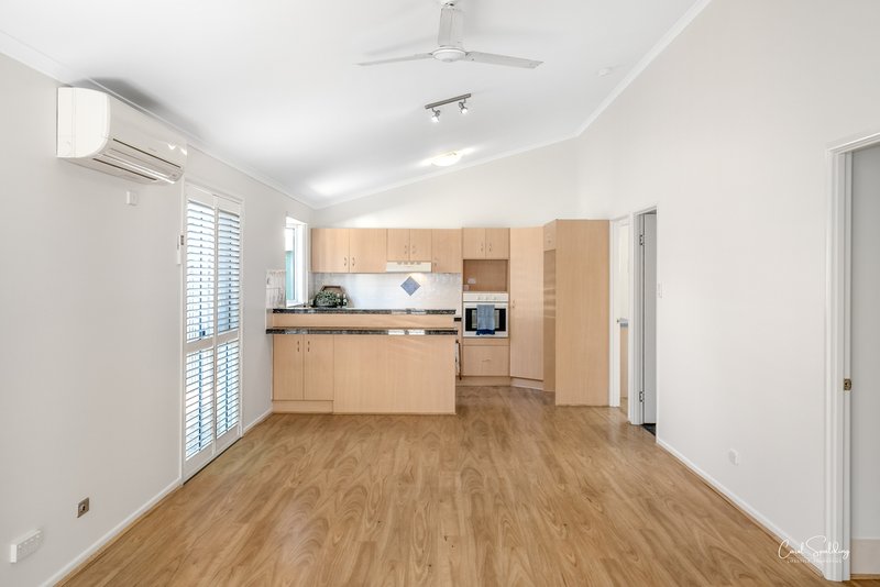 Photo - 99/2 Ford Court, Carindale QLD 4152 - Image 8