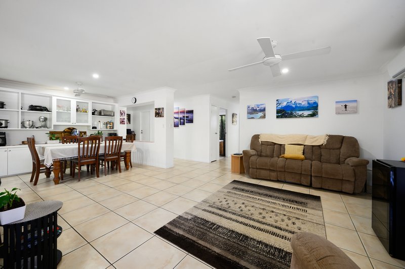 Photo - 9/95-105 Arundel Drive, Arundel QLD 4214 - Image 5