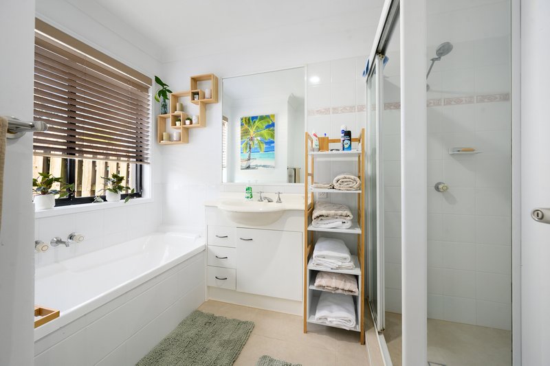 Photo - 9/95-105 Arundel Drive, Arundel QLD 4214 - Image 12