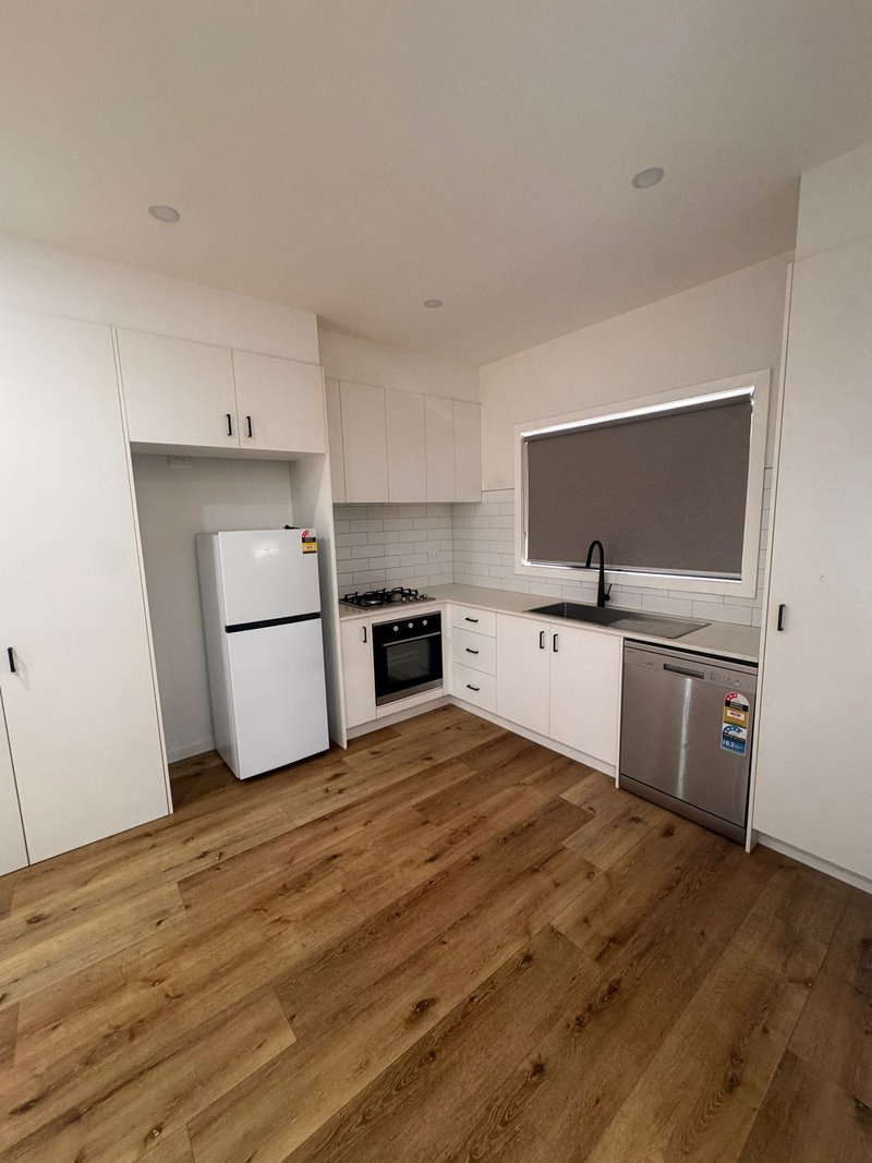 Photo - 9/95-97 Lahinch Street, Broadmeadows VIC 3047 - Image 3