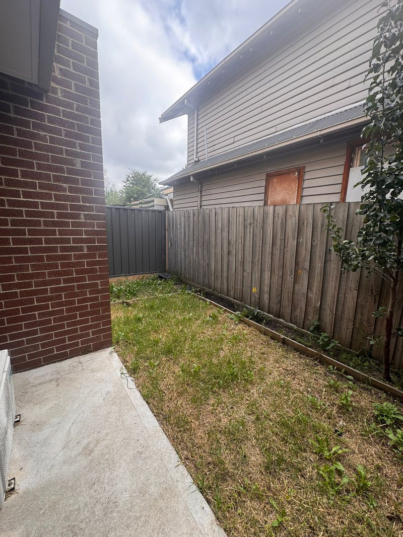 Photo - 9/95-97 Lahinch Street, Broadmeadows VIC 3047 - Image 6