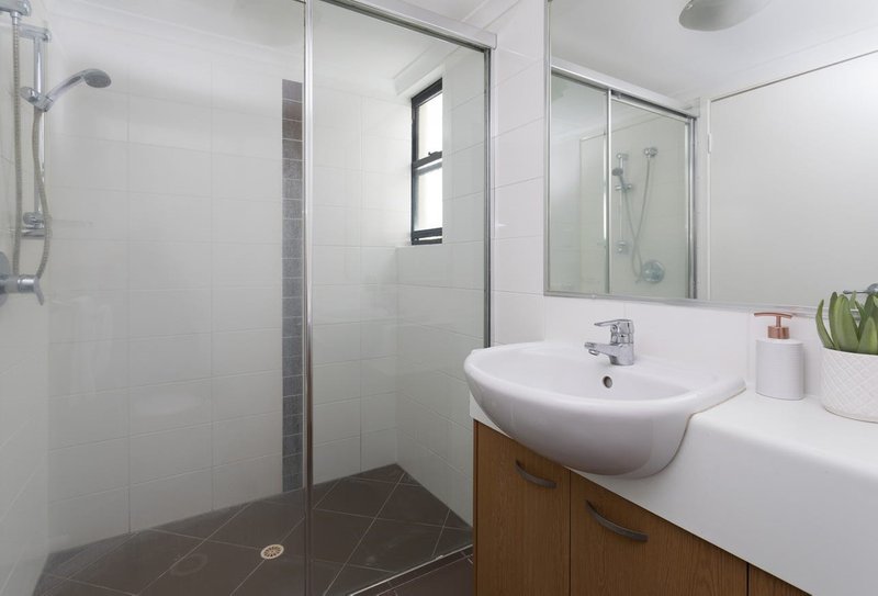 Photo - 9/960 Wynnum Road, Cannon Hill QLD 4170 - Image 5