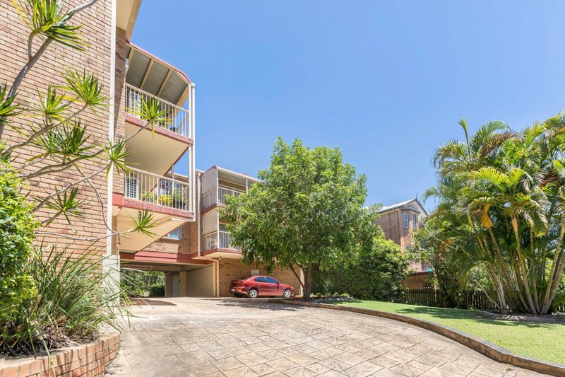 Photo - 9/98 Pembroke Road, Coorparoo QLD 4151 - Image 8