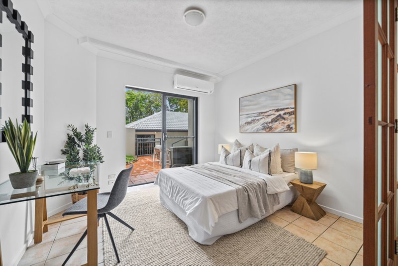 Photo - 99/85 Palm Meadows Drive, Carrara QLD 4211 - Image 9