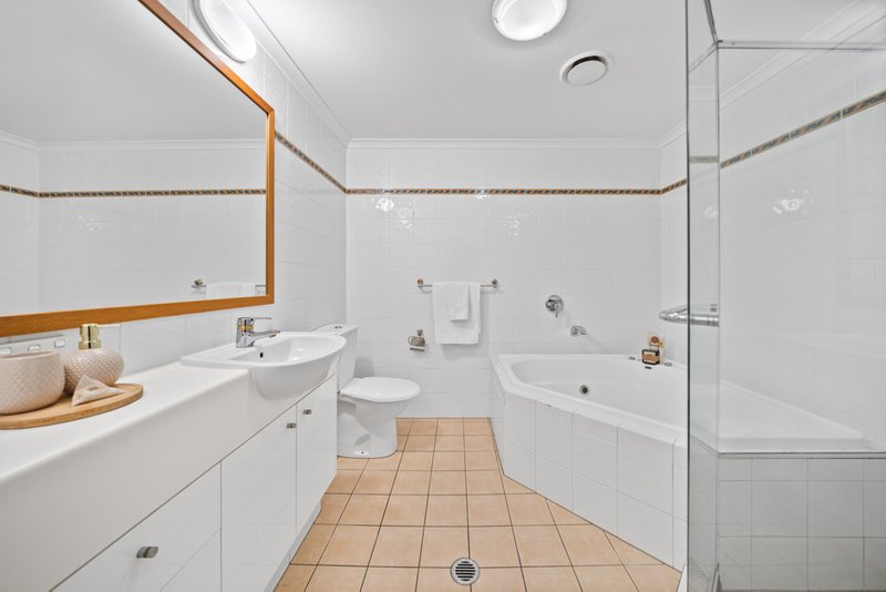 Photo - 99/85 Palm Meadows Drive, Carrara QLD 4211 - Image 10