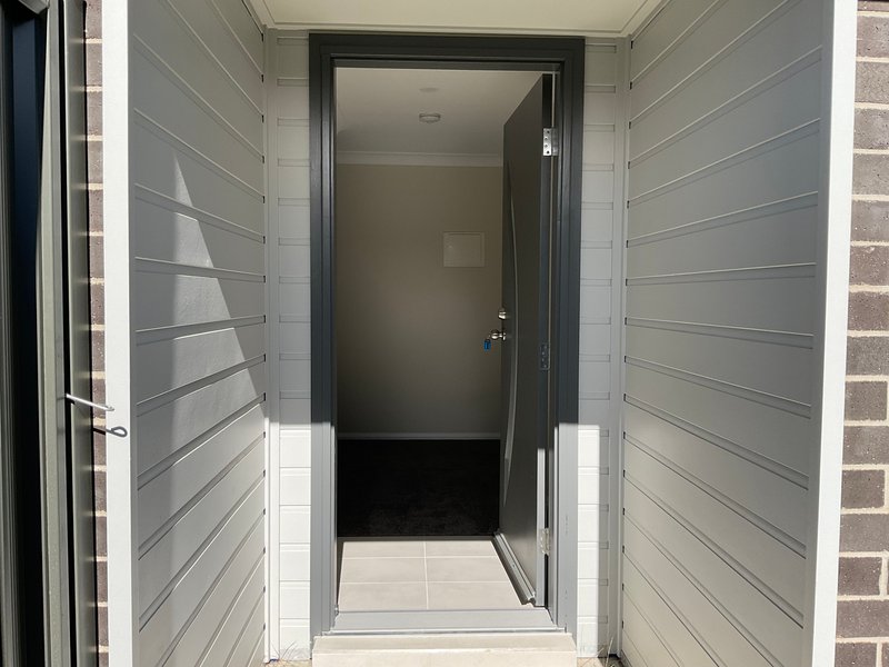 Photo - 99a Evesham Circuit, Tamworth NSW 2340 - Image 2