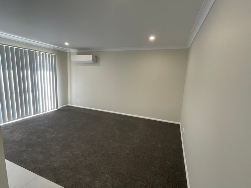Photo - 99a Evesham Circuit, Tamworth NSW 2340 - Image 4