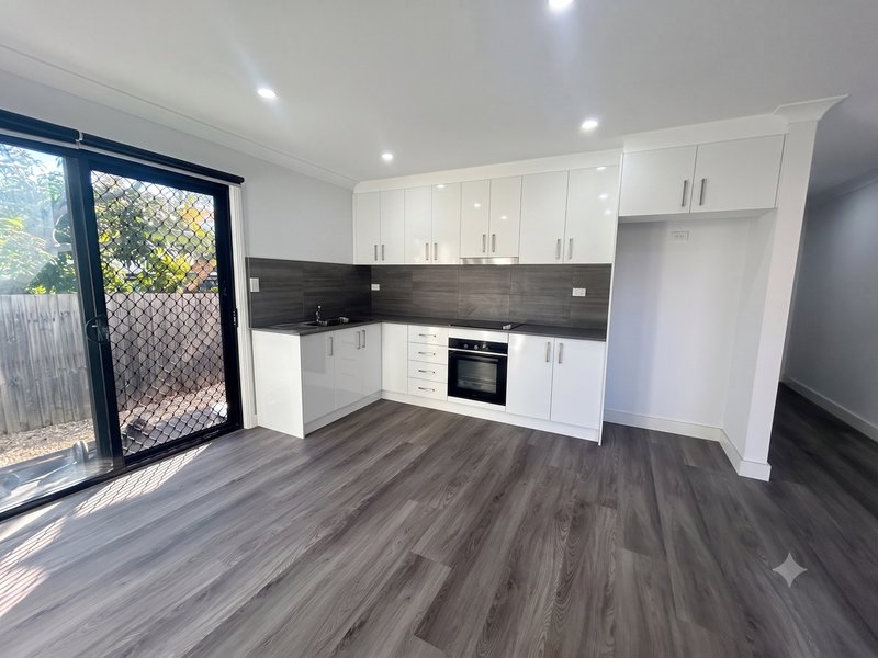 Photo - 99A Longstaff Avenue, Chipping Norton NSW 2170 - Image 3