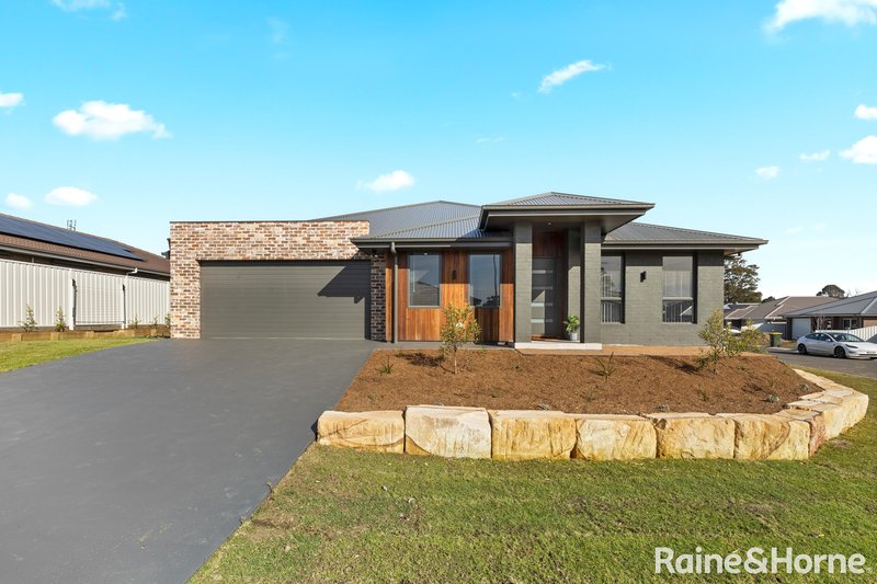 Photo - 9A Aspromonte Drive, South Nowra NSW 2541 - Image