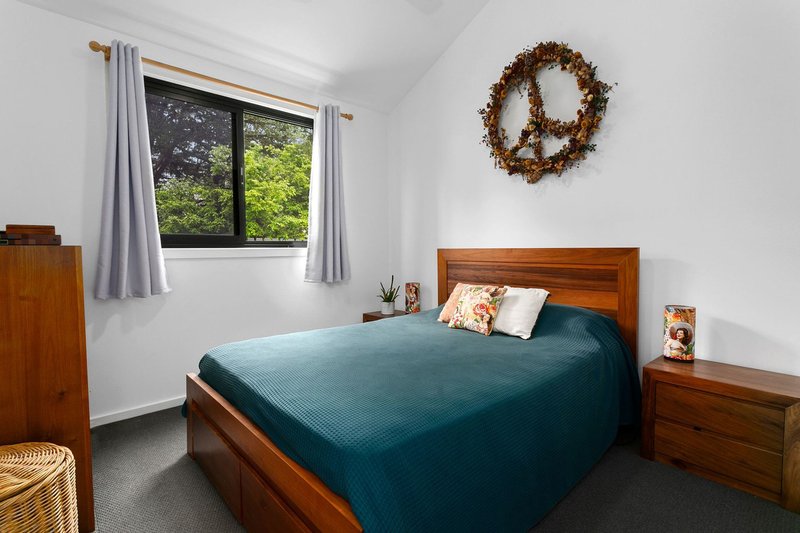 Photo - 9A Bate Avenue, Allambie Heights NSW 2100 - Image 4