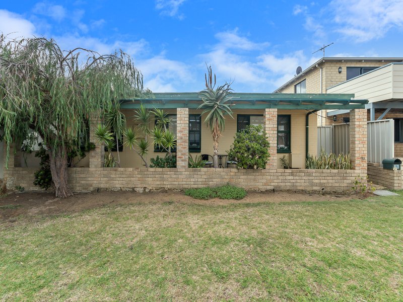 9A Bay View Street, Rockingham WA 6168