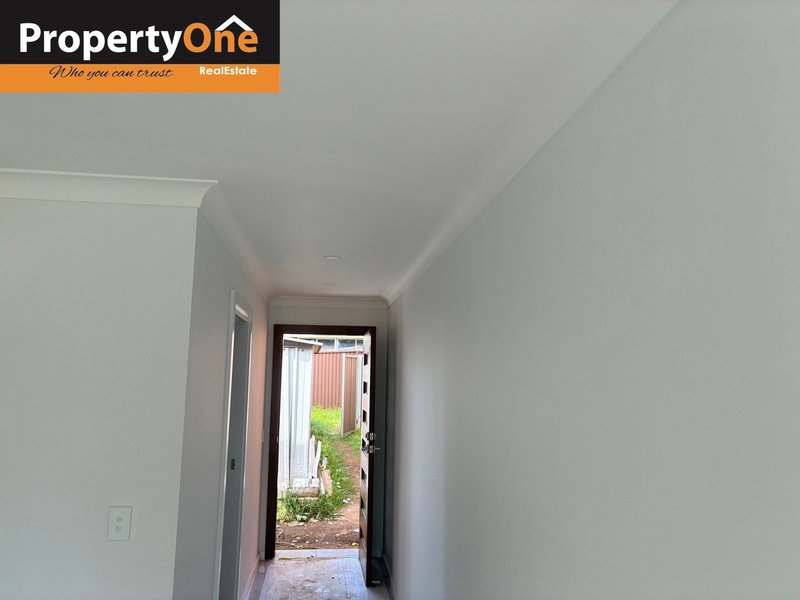 Photo - 9A Boyer Place, Minto NSW 2566 - Image 2