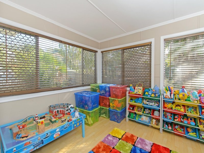 Photo - 9A Cyprus Street, Tivoli QLD 4305 - Image 12