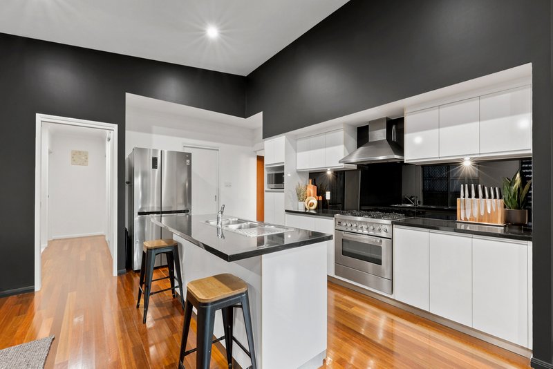 Photo - 9A Danelles Way, Eimeo QLD 4740 - Image 5