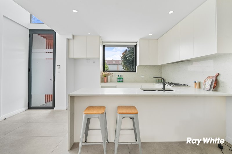 Photo - 9A Fotheringham Lane, Marrickville NSW 2204 - Image 10