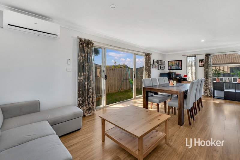 Photo - 9A Pioneer Court, Werribee VIC 3030 - Image 3