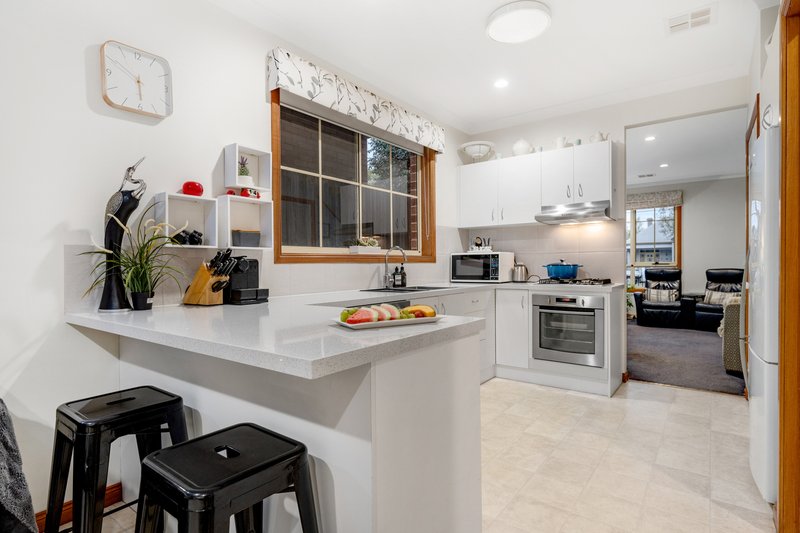 Photo - 9a Ripon Street North, Ballarat Central VIC 3350 - Image 3