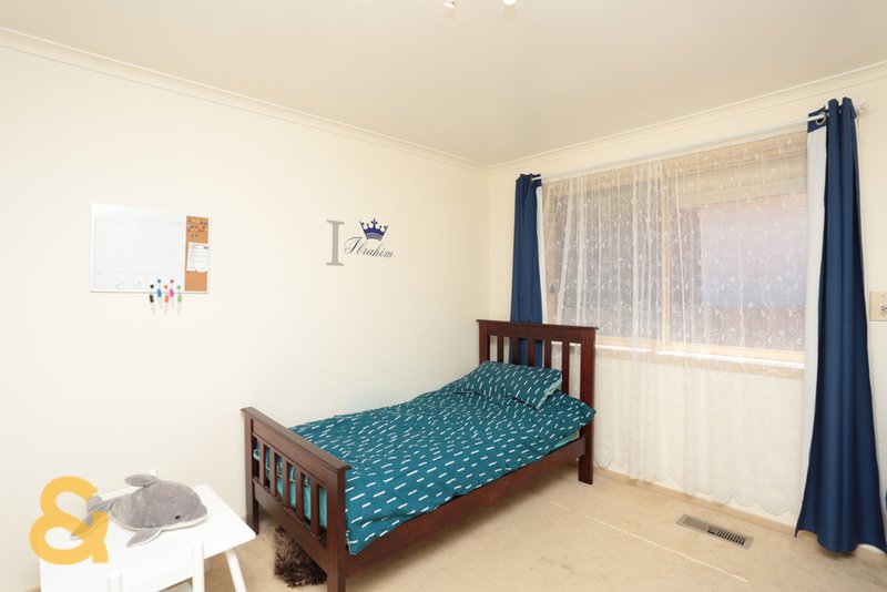 Photo - 9A Rocklands Rise, Meadow Heights VIC 3048 - Image 7