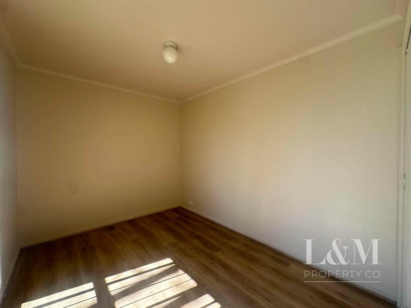 Photo - 9A Selwyn Avenue, Craigieburn VIC 3064 - Image 4