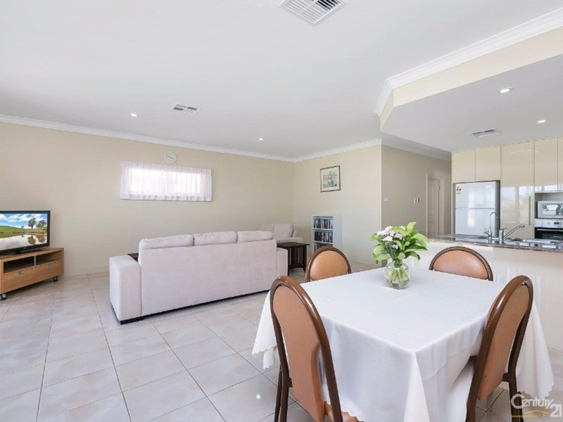 Photo - 9A Sutton Avenue, Seacombe Gardens SA 5047 - Image 7