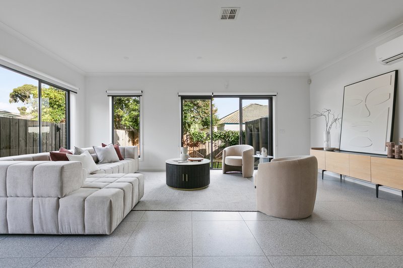 Photo - 9A The Fairway, Kingsbury VIC 3083 - Image 4