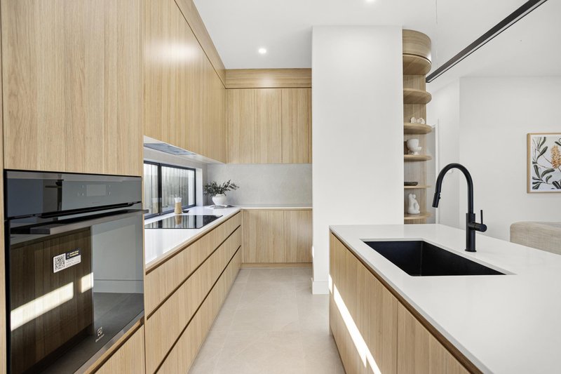 Photo - 9a Worthley Road, Findon SA 5023 - Image 5