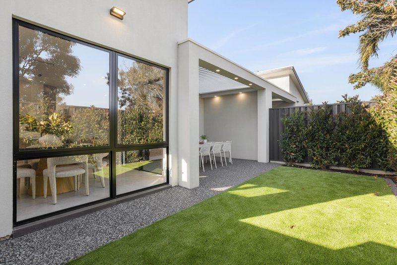Photo - 9a Worthley Road, Findon SA 5023 - Image 24