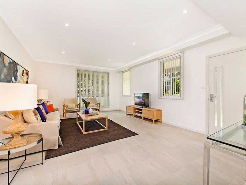 Photo - 9B Flood Avenue, Revesby NSW 2212 - Image 3