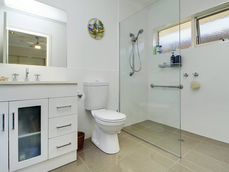 Photo - 9B Patricia Street, East Bairnsdale VIC 3875 - Image 7