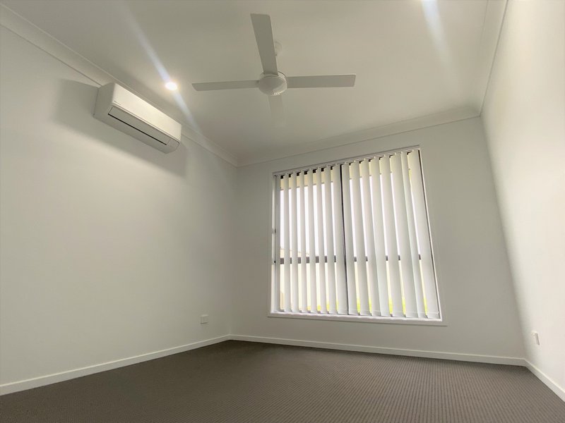 Photo - 9B Royston Circuit, Farley NSW 2320 - Image 4