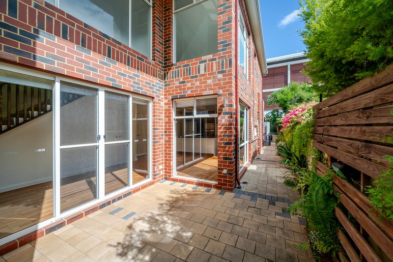 Photo - 9C Regent Street East , Mount Lawley WA 6050 - Image 23