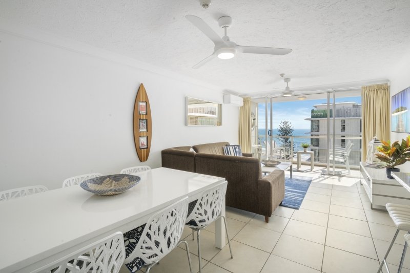 Photo - 9C/52 Goodwin Terrace, Burleigh Heads QLD 4220 - Image 7