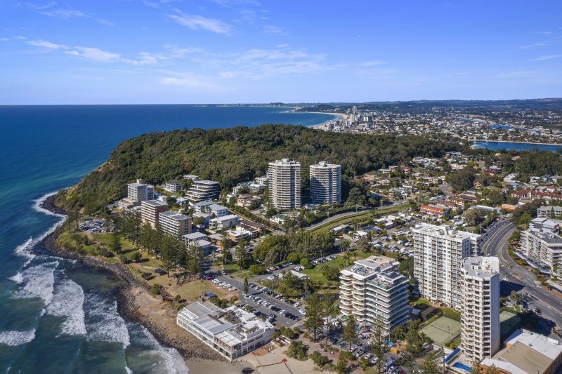 Photo - 9C/52 Goodwin Terrace, Burleigh Heads QLD 4220 - Image 16