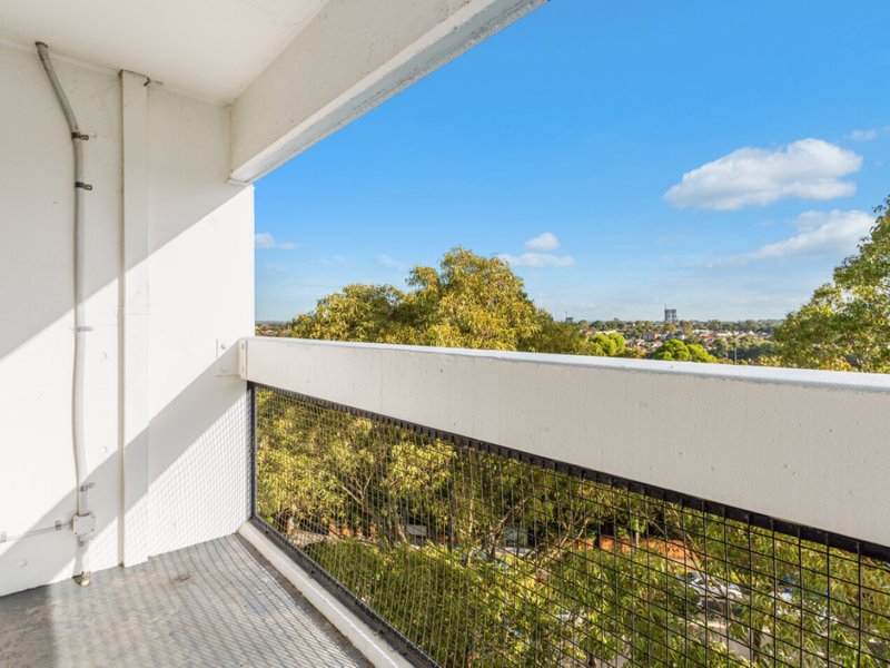 Photo - 9K/15 Campbell Street, Parramatta NSW 2150 - Image 9