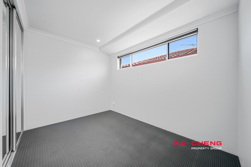 Photo - A/10 Deschamp Road, Morley WA 6062 - Image 23